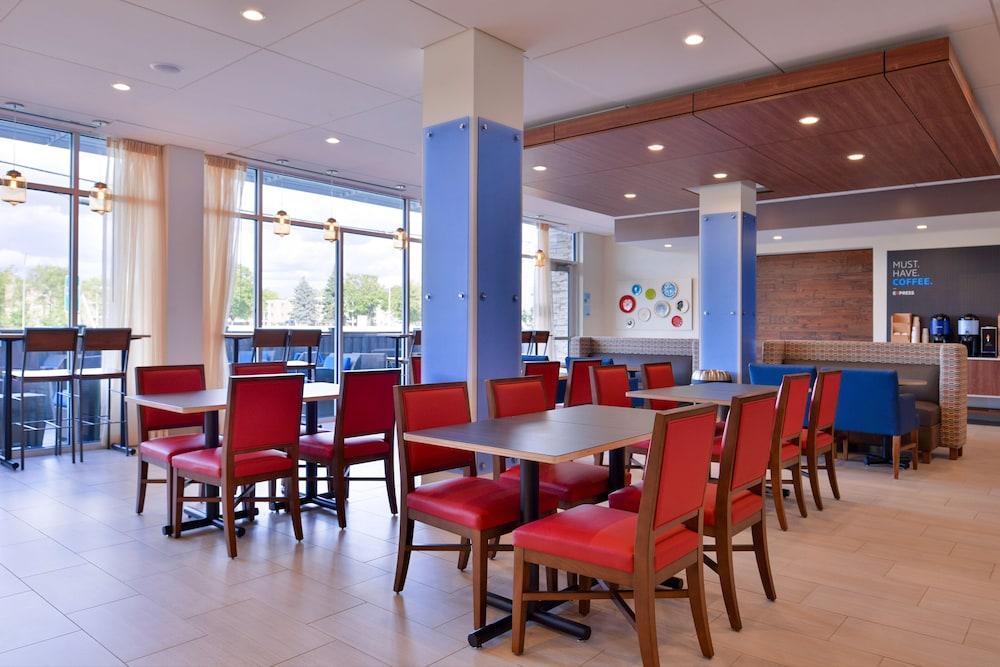 Holiday Inn Express & Suites Mall Of America - Msp Airport Bloomington Ngoại thất bức ảnh